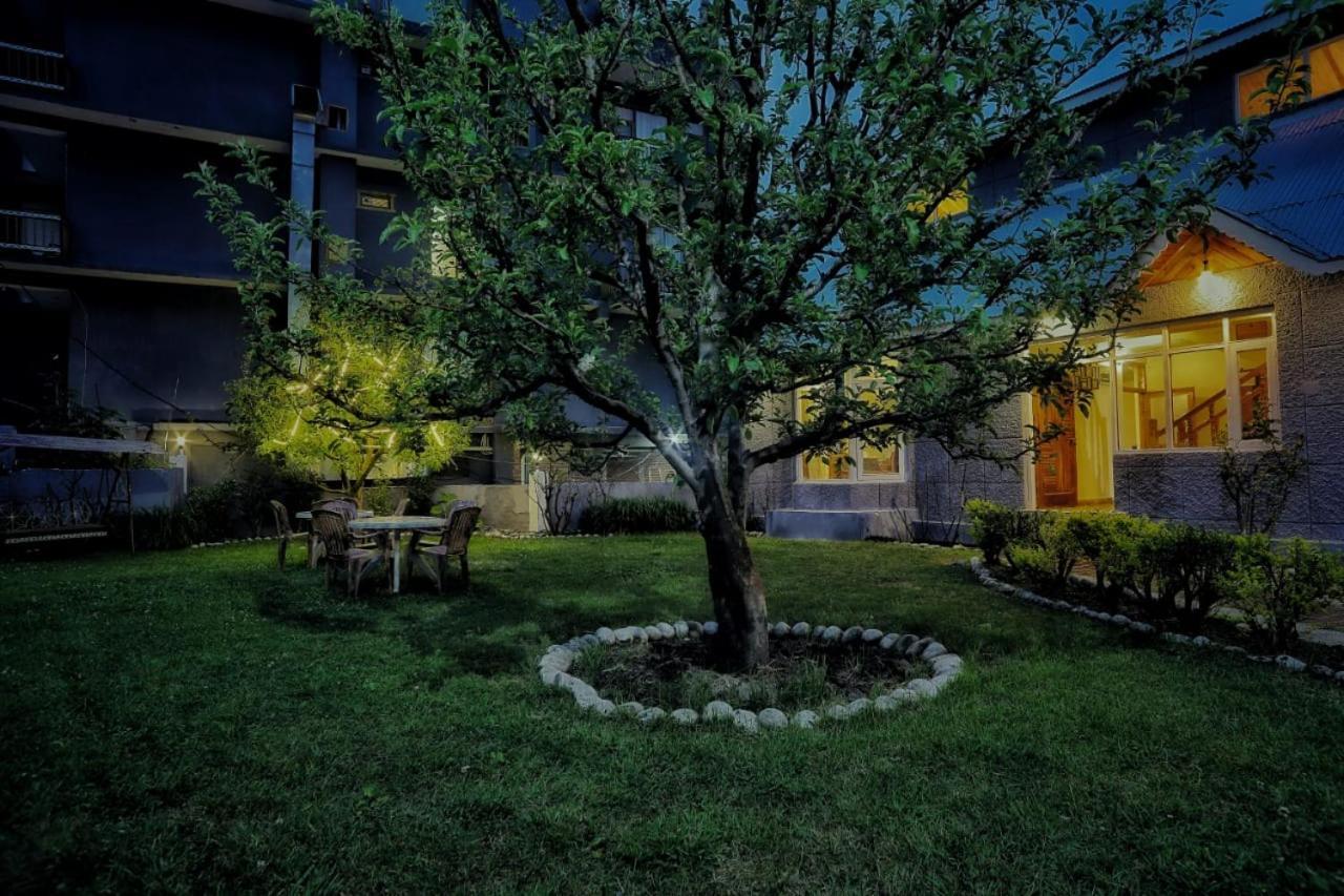 Vila Grey Moustache 4Bhk Manāli Exteriér fotografie