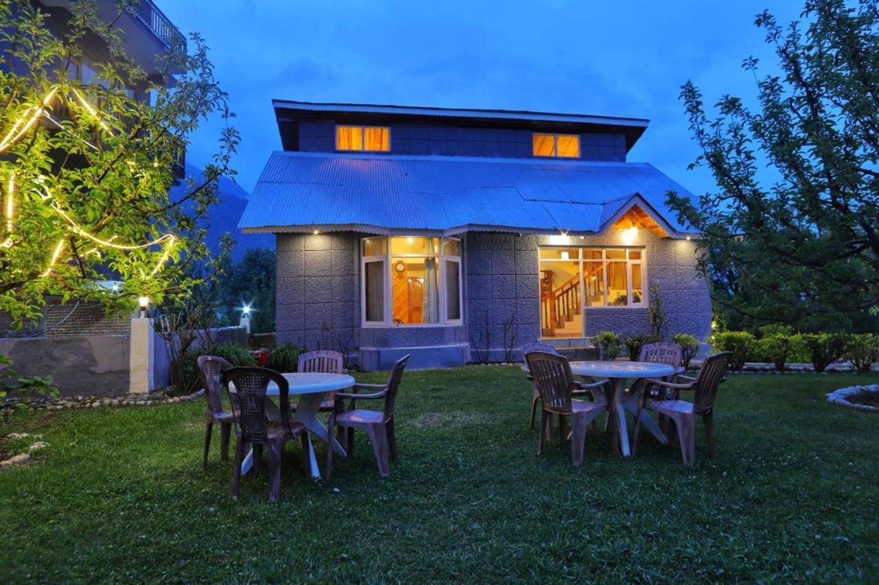 Vila Grey Moustache 4Bhk Manāli Exteriér fotografie